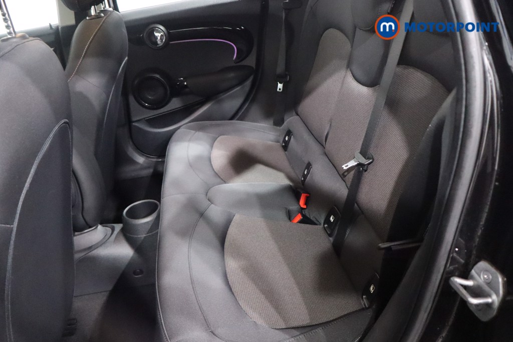 Mini Hatchback Cooper Classic Manual Petrol Hatchback - Stock Number (1615812) - 5th supplementary image