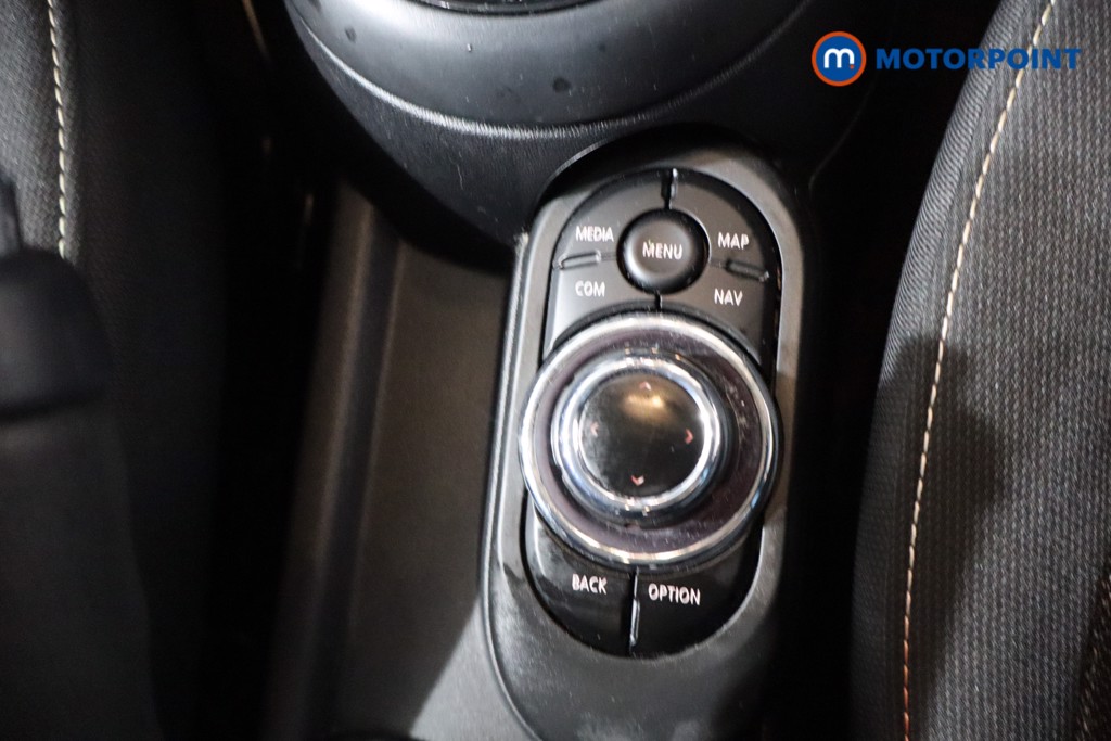 Mini Hatchback Cooper Classic Manual Petrol Hatchback - Stock Number (1615812) - 16th supplementary image