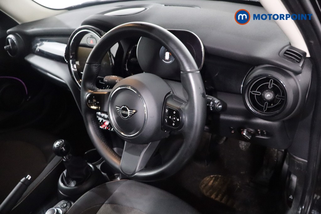 Mini Hatchback Cooper Classic Manual Petrol Hatchback - Stock Number (1615812) - 25th supplementary image