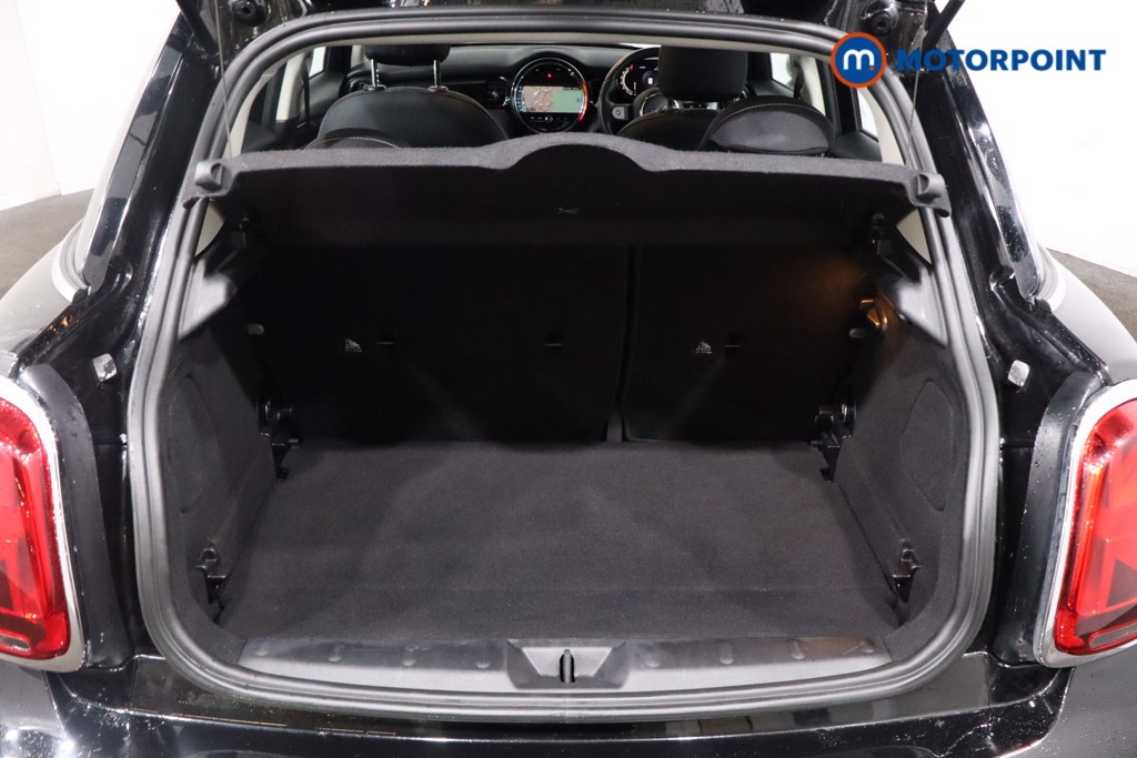 Mini Hatchback Cooper Classic Manual Petrol Hatchback - Stock Number (1615812) - 35th supplementary image