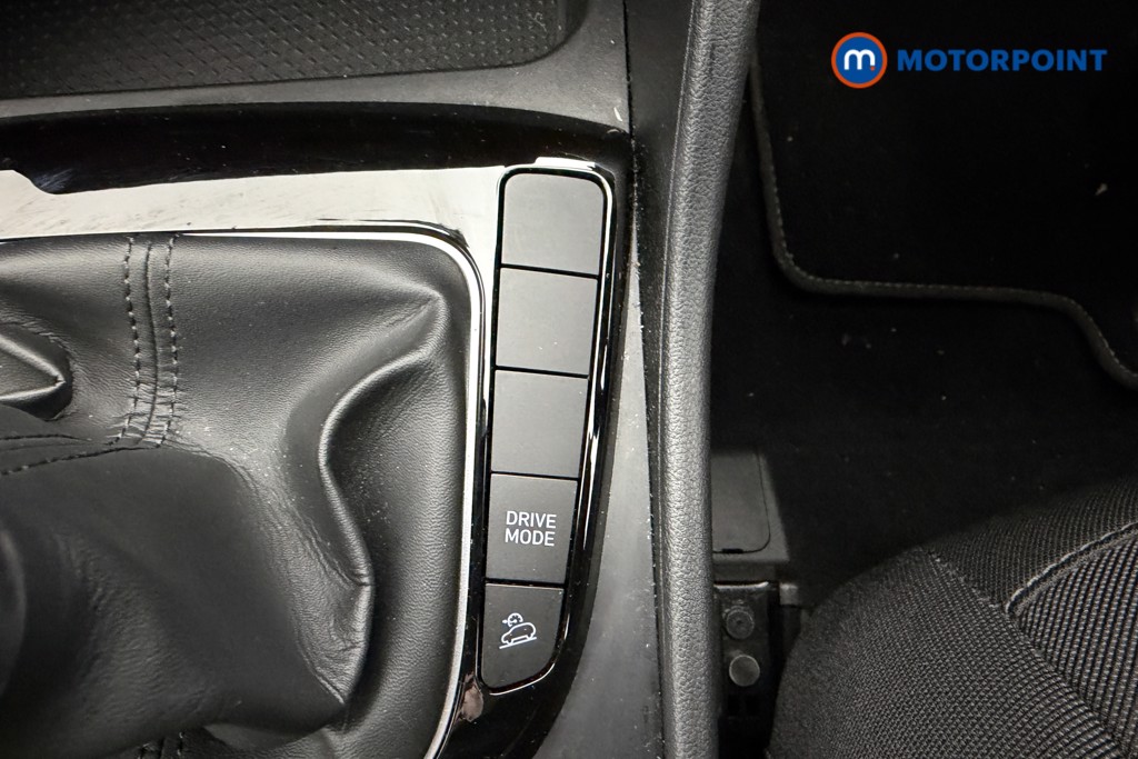 Hyundai Tucson Se Connect Manual Petrol SUV - Stock Number (1615818) - 13th supplementary image