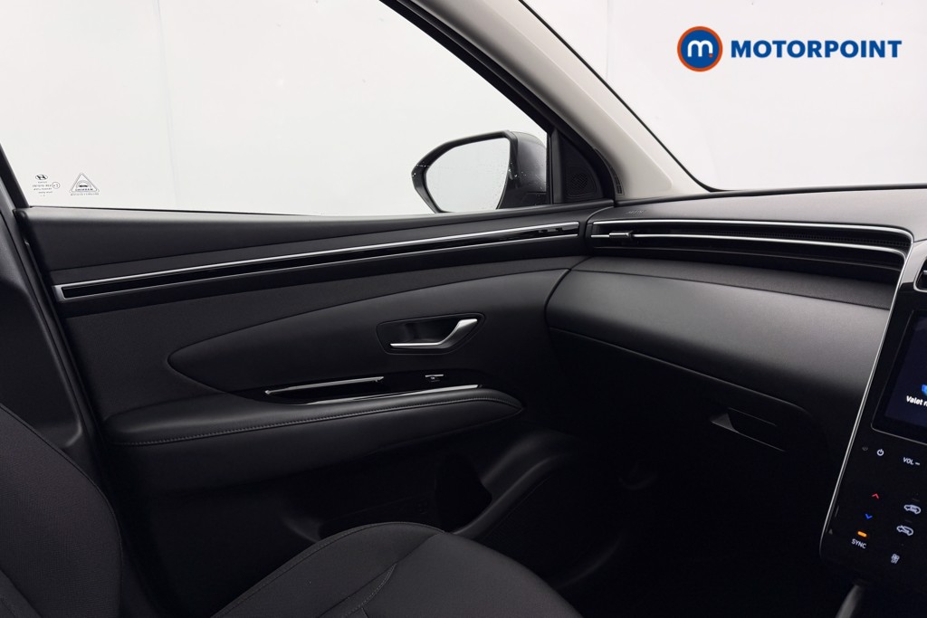 Hyundai Tucson Se Connect Manual Petrol SUV - Stock Number (1615818) - 16th supplementary image