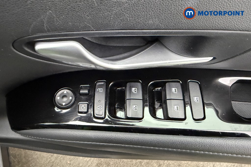 Hyundai Tucson Se Connect Manual Petrol SUV - Stock Number (1615818) - 17th supplementary image