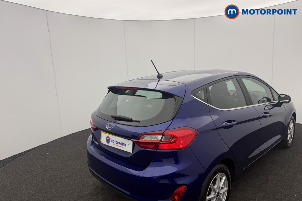 Ford Fiesta Zetec Manual Petrol Hatchback - Stock Number (1615836) - 3rd supplementary image