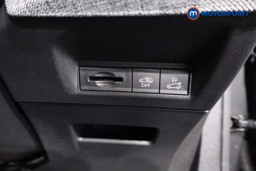 Peugeot 5008 GT Automatic Petrol SUV - Stock Number (1616937) - 21st supplementary image