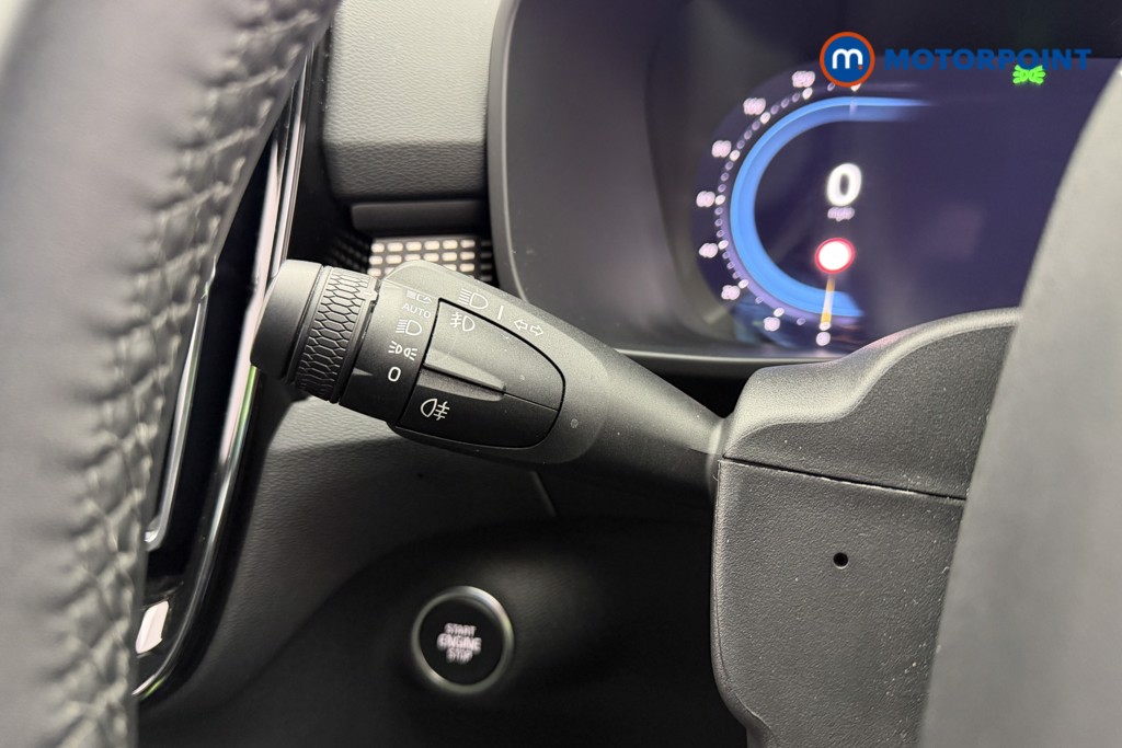 Volvo Xc40 Plus Automatic Petrol SUV - Stock Number (1616364) - 5th supplementary image