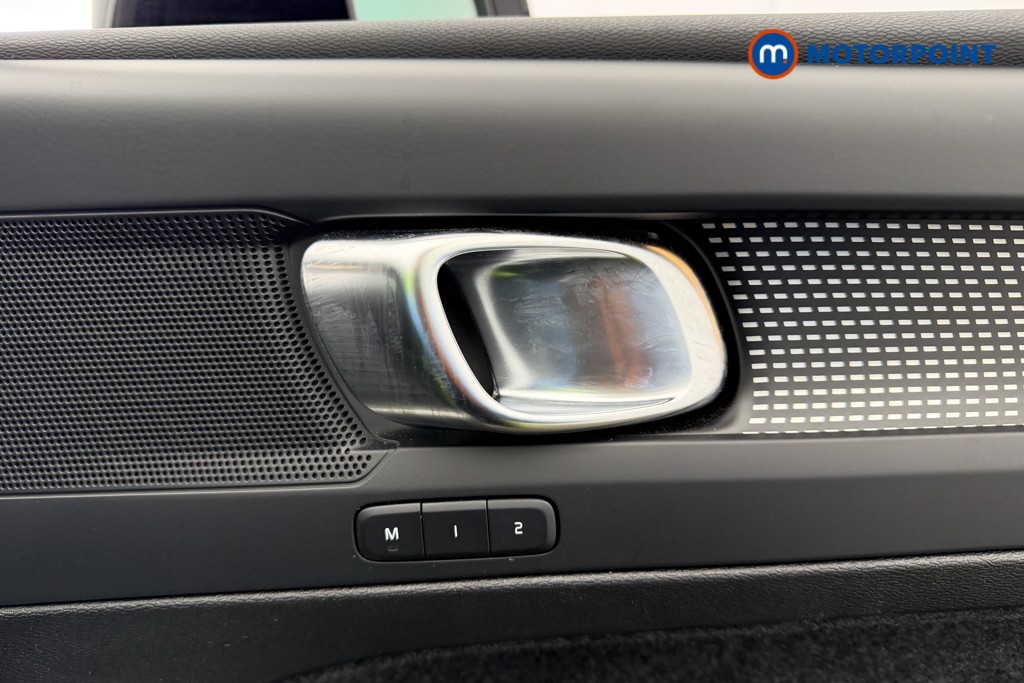 Volvo Xc40 Plus Automatic Petrol SUV - Stock Number (1616364) - 18th supplementary image