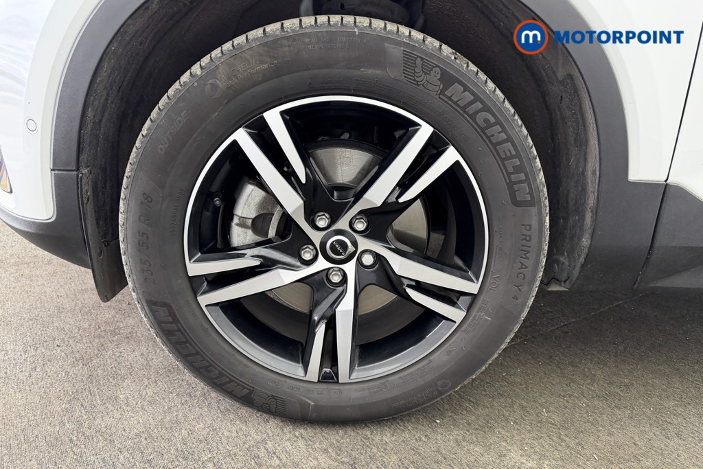 Volvo Xc40 Plus Automatic Petrol SUV - Stock Number (1616364) - 37th supplementary image