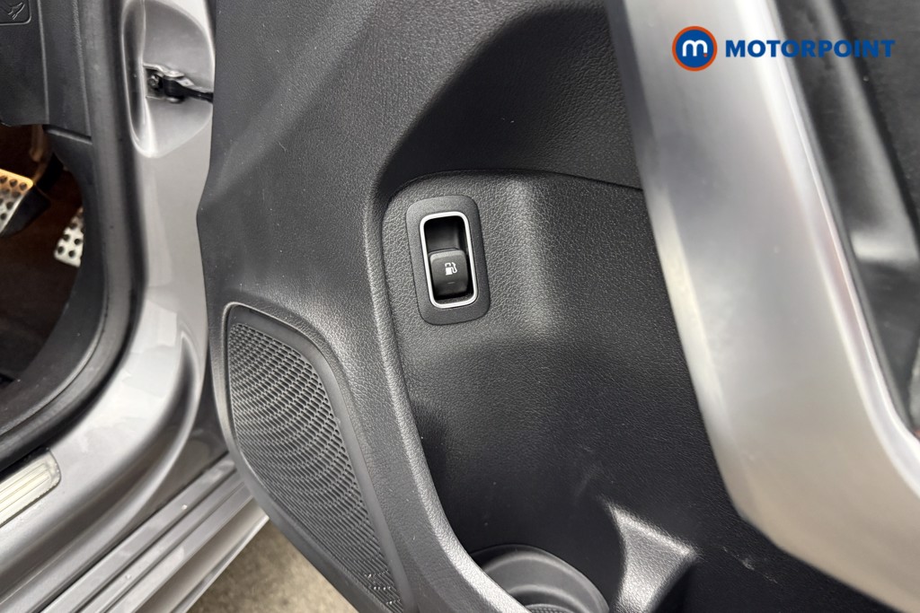 Mercedes-Benz A Class Amg Line Automatic Petrol Plug-In Hybrid Hatchback - Stock Number (1595632) - 17th supplementary image