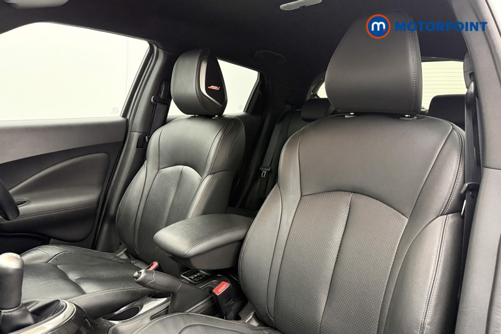 Nissan Juke Tekna Manual Petrol SUV - Stock Number (1598549) - 7th supplementary image