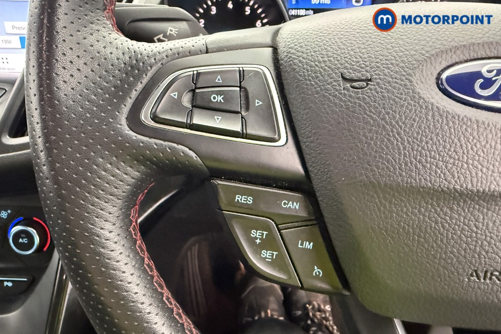 Ford Kuga St-Line Manual Petrol SUV - Stock Number (1601629) - 7th supplementary image