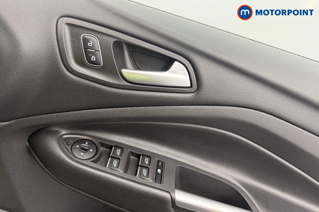 Ford Kuga St-Line Manual Petrol SUV - Stock Number (1601629) - 10th supplementary image