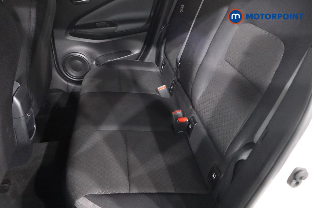 Nissan Juke N-Connecta Manual Petrol SUV - Stock Number (1603414) - 20th supplementary image