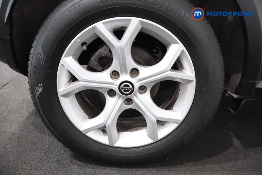 Nissan Juke N-Connecta Manual Petrol SUV - Stock Number (1603414) - 26th supplementary image