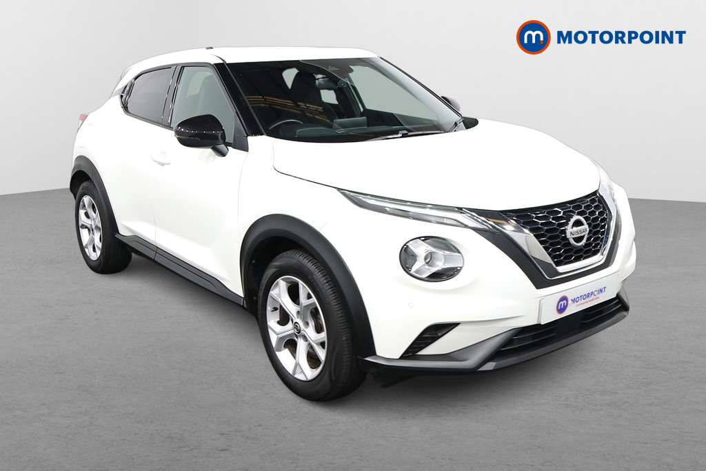Nissan Juke N-Connecta Manual Petrol SUV - Stock Number (1603414) - Drivers side front corner