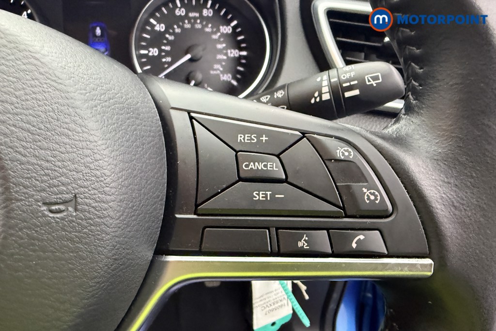Nissan Qashqai Acenta Premium Manual Diesel SUV - Stock Number (1605607) - 8th supplementary image