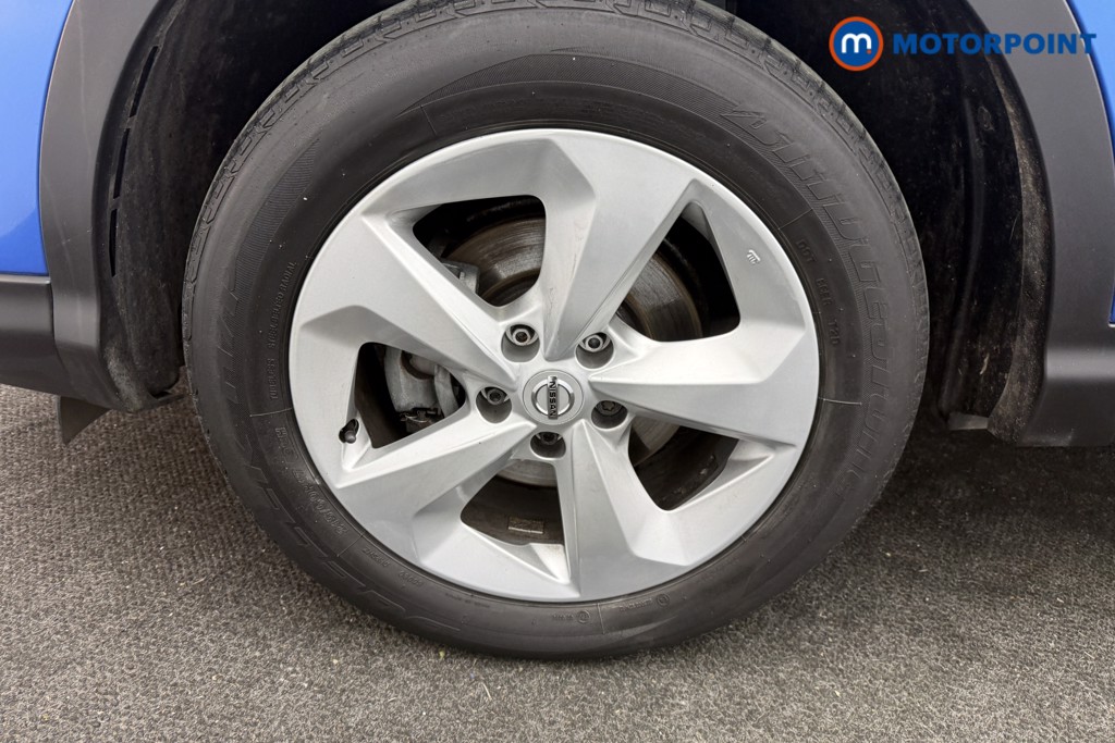 Nissan Qashqai Acenta Premium Manual Diesel SUV - Stock Number (1605607) - 22nd supplementary image