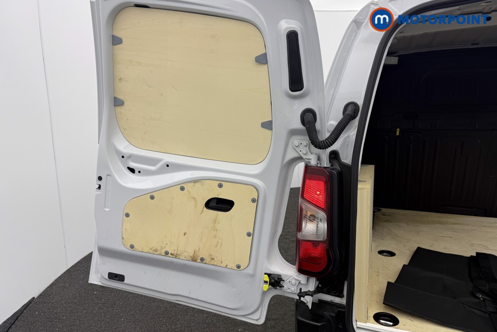 Toyota Proace City Icon Manual Diesel Panel Van - Stock Number (1608396) - 12th supplementary image