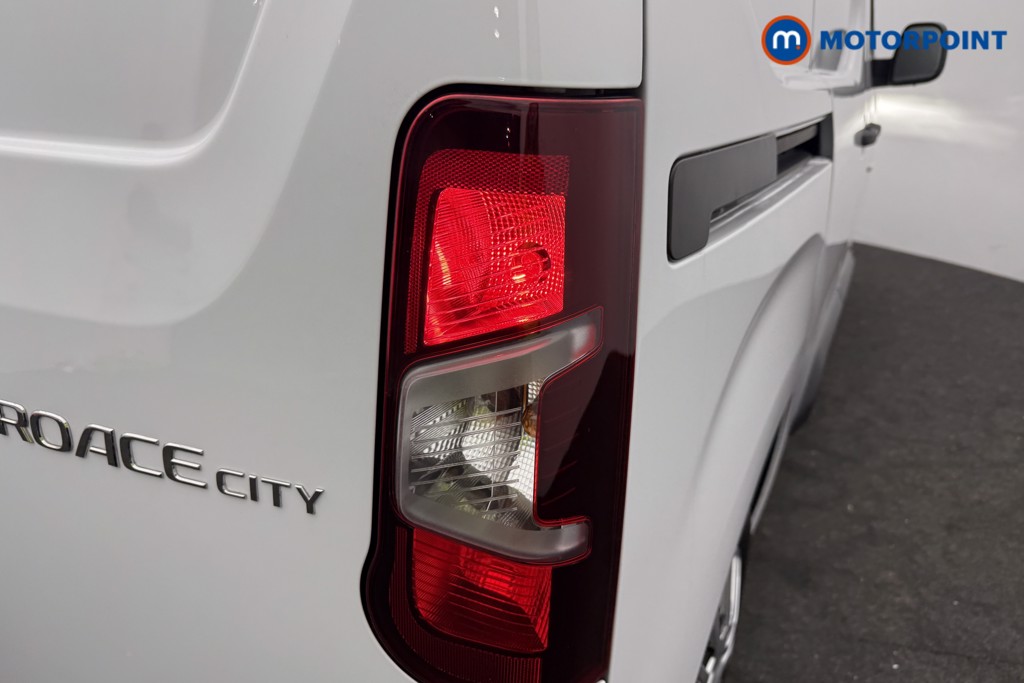 Toyota Proace City Icon Manual Diesel Panel Van - Stock Number (1608396) - 16th supplementary image