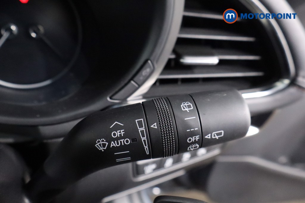 Mazda 3 Exclusive-Line Automatic Petrol Hatchback - Stock Number (1609057) - 20th supplementary image