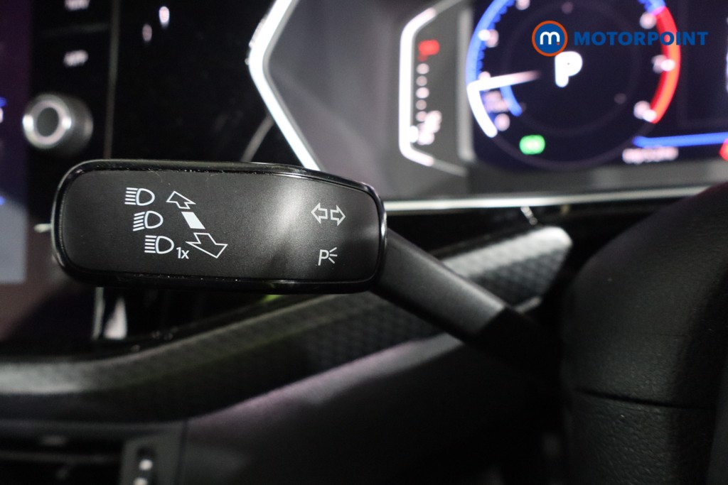 Volkswagen T-Cross R-Line Automatic Petrol SUV - Stock Number (1609253) - 15th supplementary image