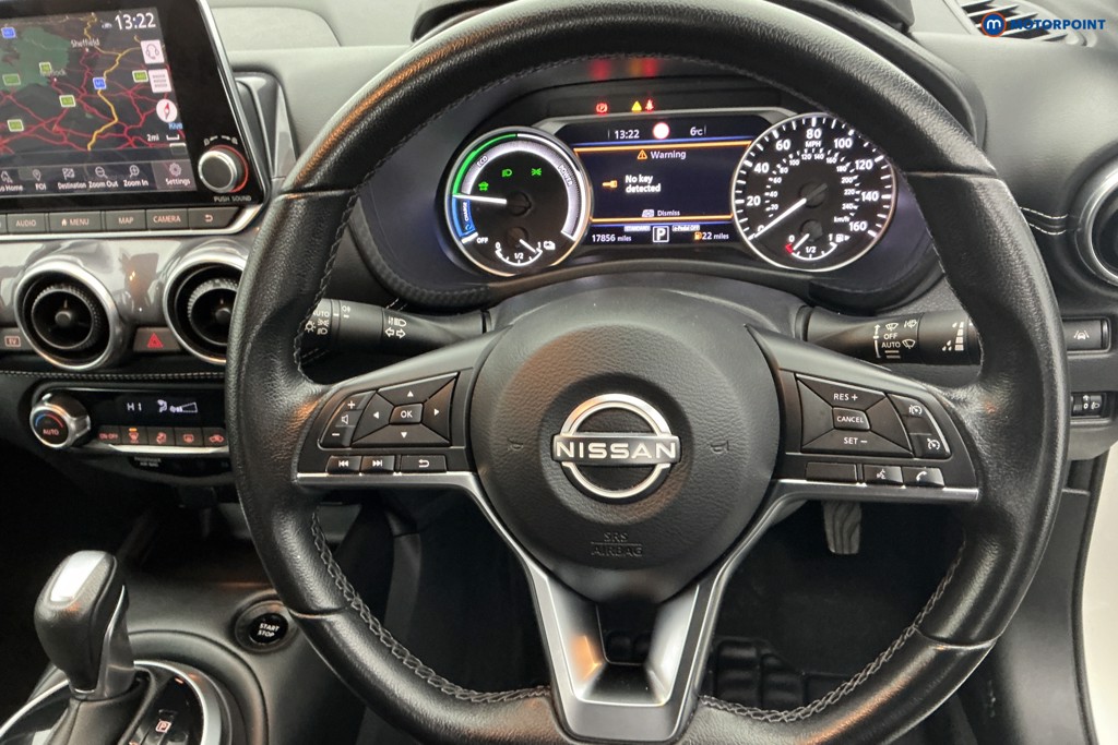 Nissan Juke N-Connecta Automatic Petrol-Electric Hybrid SUV - Stock Number (1609546) - 8th supplementary image
