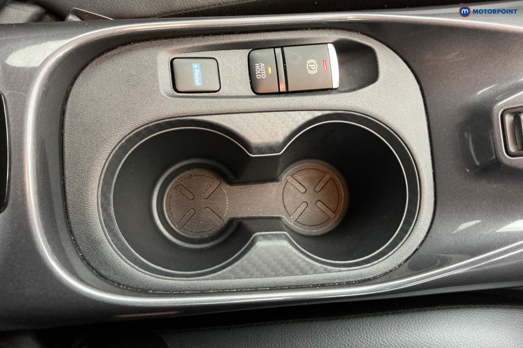 Nissan Juke N-Connecta Automatic Petrol-Electric Hybrid SUV - Stock Number (1609546) - 16th supplementary image