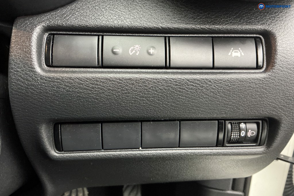 Nissan Juke N-Connecta Automatic Petrol-Electric Hybrid SUV - Stock Number (1609546) - 22nd supplementary image