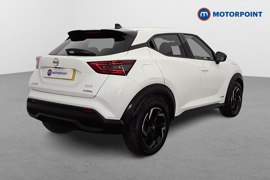 Nissan Juke N-Connecta Automatic Petrol-Electric Hybrid SUV - Stock Number (1609546) - Drivers side rear corner