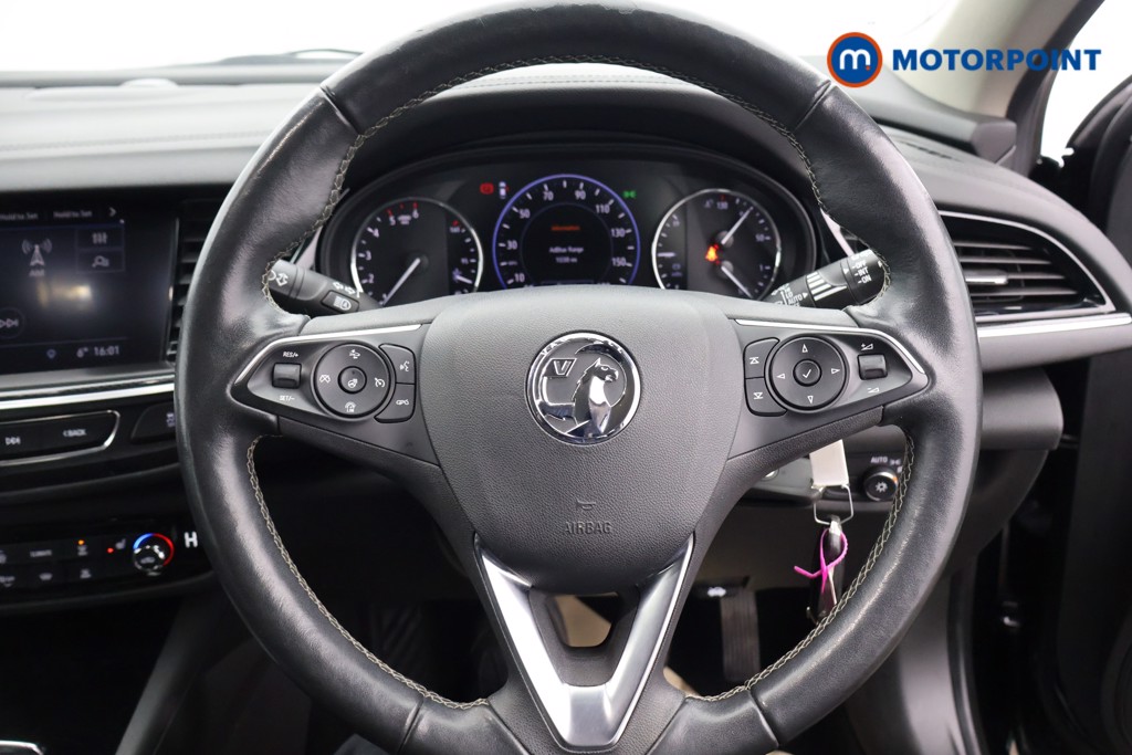 Vauxhall Insignia Se Edition Manual Diesel Hatchback - Stock Number (1609596) - 1st supplementary image