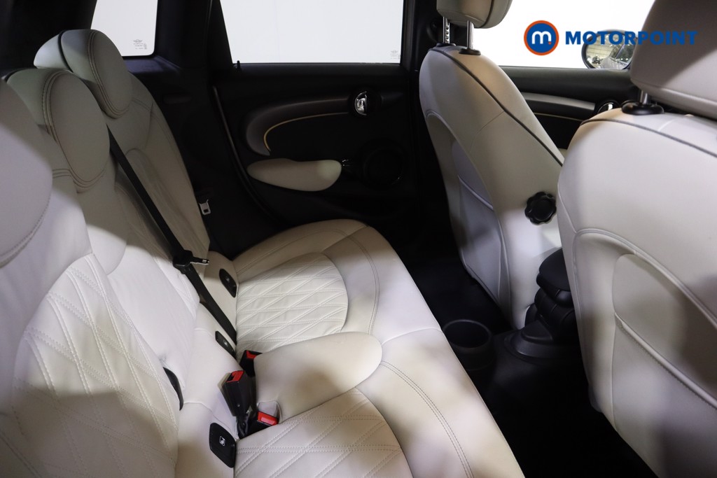 Mini Hatchback Cooper S Exclusive Automatic Petrol Hatchback - Stock Number (1609638) - 17th supplementary image