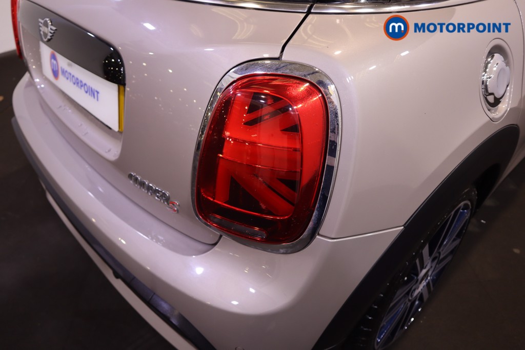 Mini Hatchback Cooper S Exclusive Automatic Petrol Hatchback - Stock Number (1609638) - 25th supplementary image