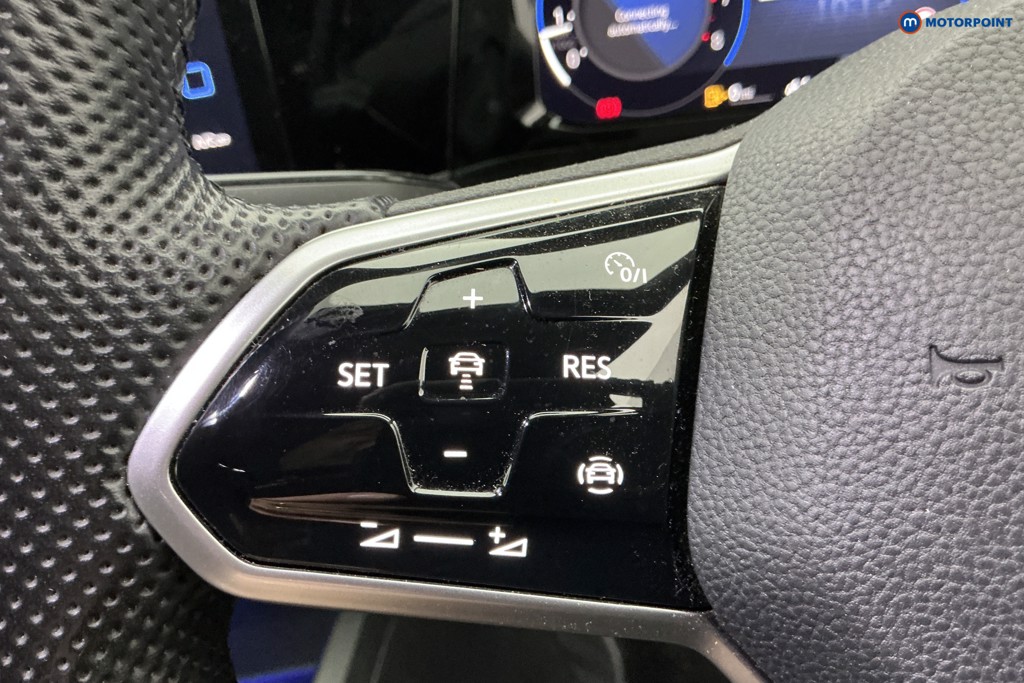 Volkswagen Golf R-Line Manual Petrol Hatchback - Stock Number (1609882) - 18th supplementary image