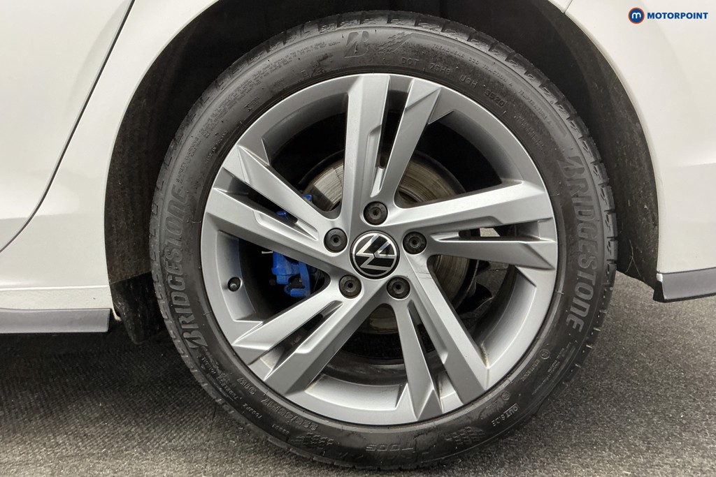 Volkswagen Golf R-Line Manual Petrol Hatchback - Stock Number (1609882) - 32nd supplementary image