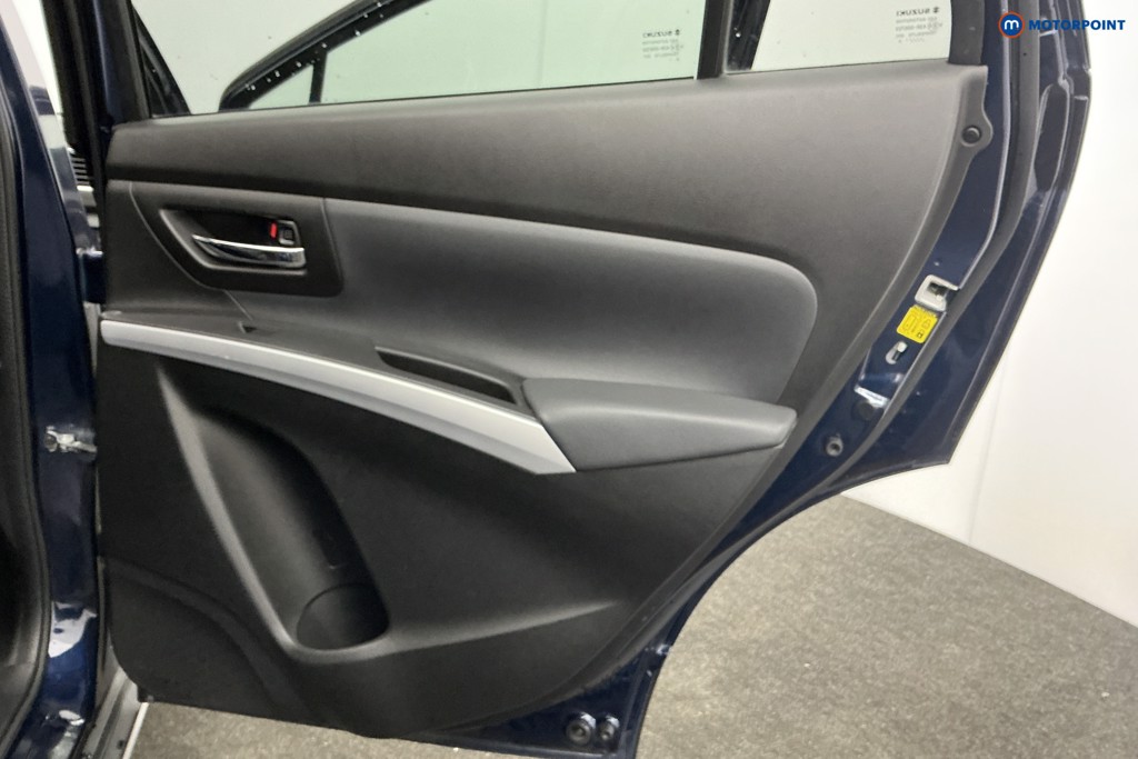 Suzuki Sx4 S-Cross SZ5 Manual Petrol SUV - Stock Number (1609895) - 27th supplementary image