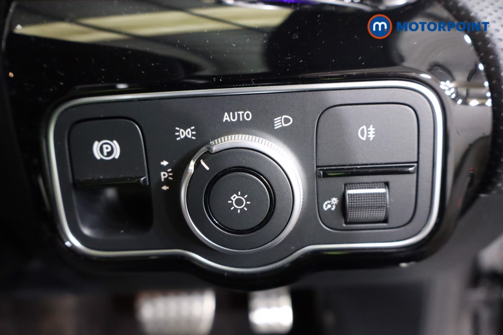 Mercedes-Benz CLA Amg Line Automatic Petrol Coupe - Stock Number (1610388) - 15th supplementary image