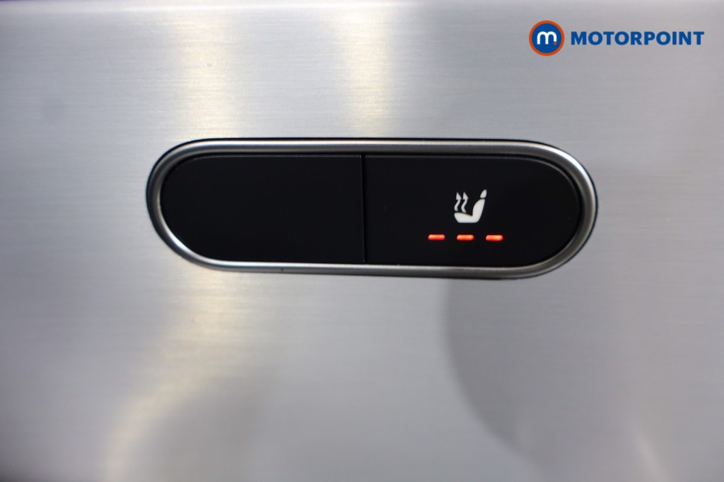 Mercedes-Benz CLA Amg Line Automatic Petrol Coupe - Stock Number (1610388) - 16th supplementary image