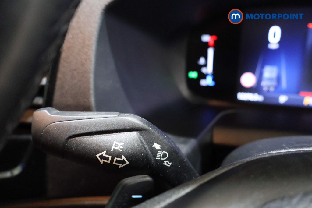 Ford Transit Limited Automatic Diesel Medium Roof Van - Stock Number (1611435) - 5th supplementary image