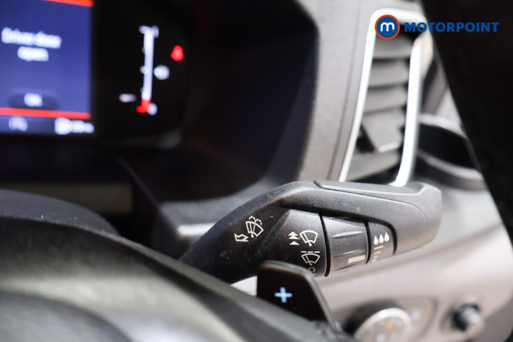 Ford Transit Limited Automatic Diesel Medium Roof Van - Stock Number (1611435) - 6th supplementary image