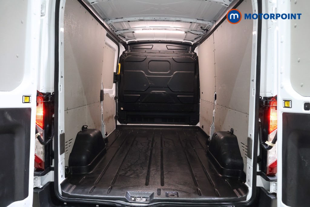 Ford Transit Limited Automatic Diesel Medium Roof Van - Stock Number (1611435) - 18th supplementary image