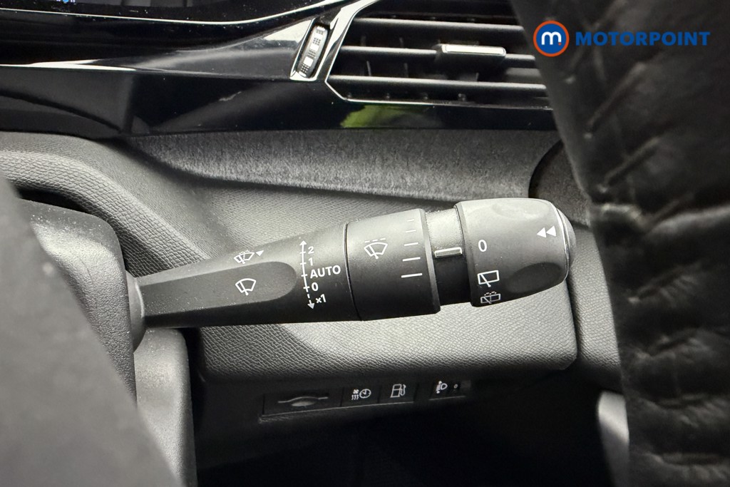 Peugeot 308 Allure Premium Automatic Petrol Plug-In Hybrid Hatchback - Stock Number (1612932) - 6th supplementary image