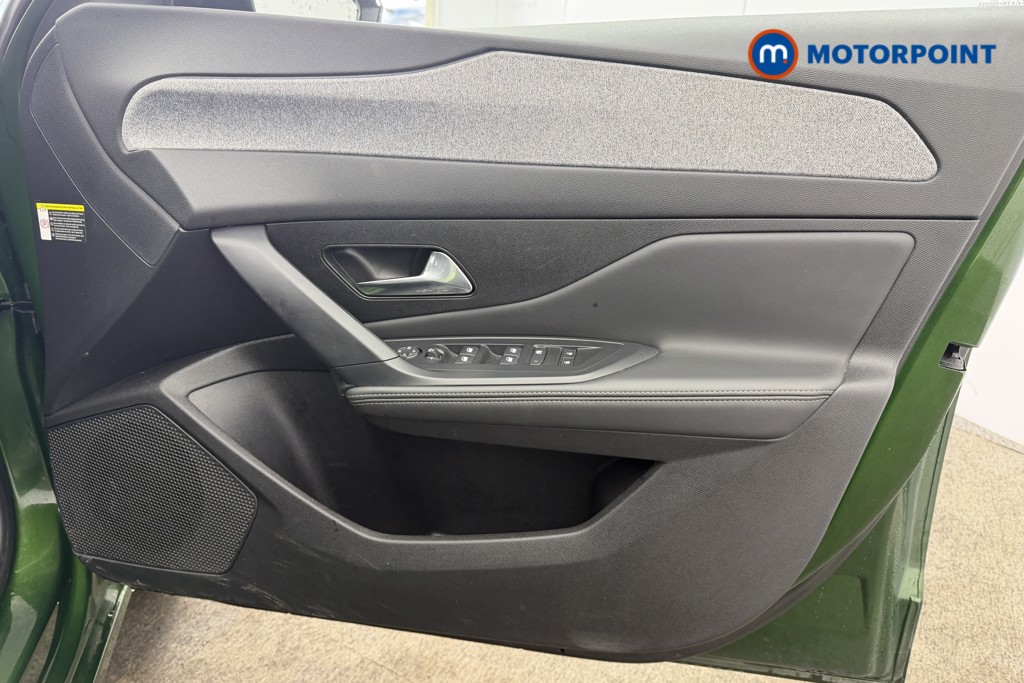 Peugeot 308 Allure Premium Automatic Petrol Plug-In Hybrid Hatchback - Stock Number (1612932) - 21st supplementary image