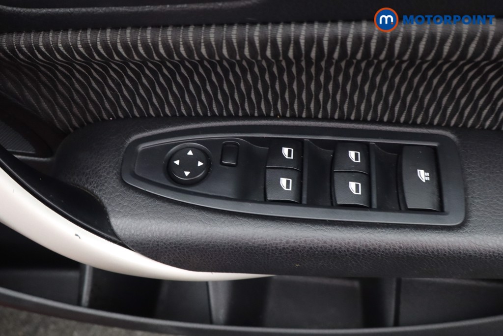 BMW 2 Series SE Manual Petrol Convertible - Stock Number (1613032) - 18th supplementary image