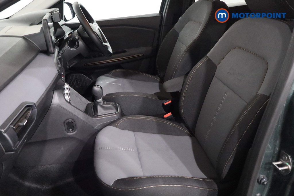 Dacia Jogger Extreme Automatic Petrol-Electric Hybrid People Carrier - Stock Number (1613125) - 4th supplementary image