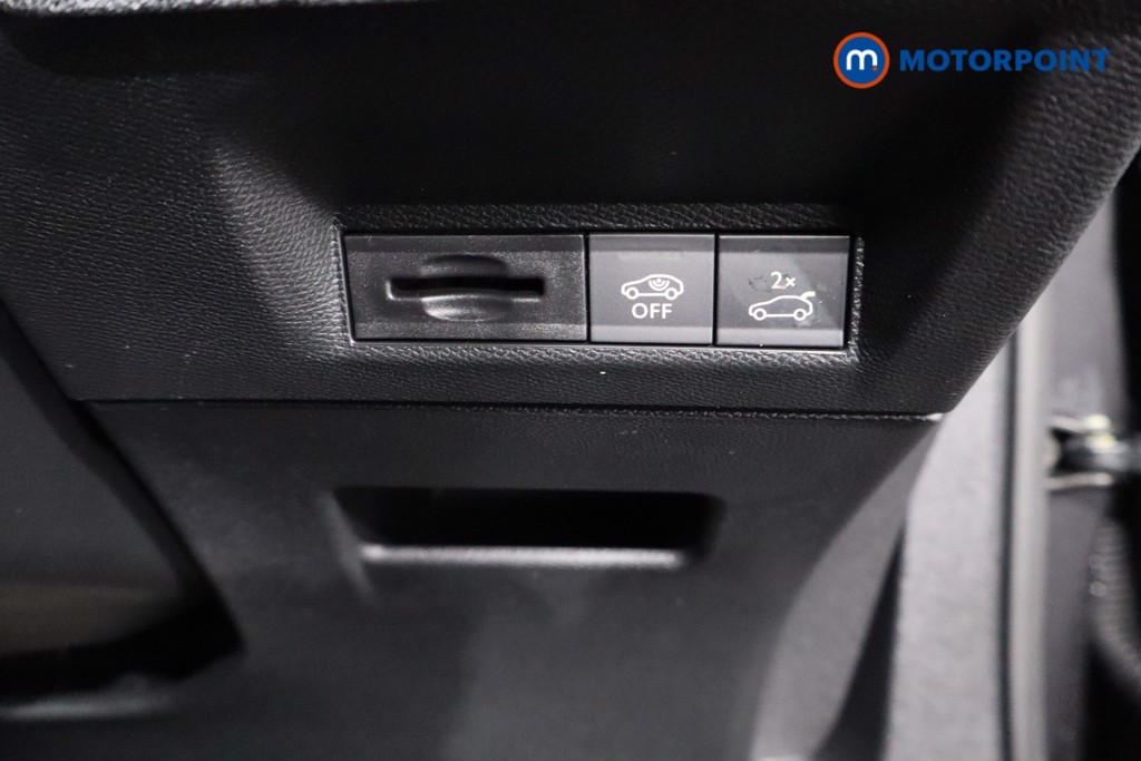 Peugeot 5008 GT Automatic Petrol SUV - Stock Number (1613686) - 22nd supplementary image