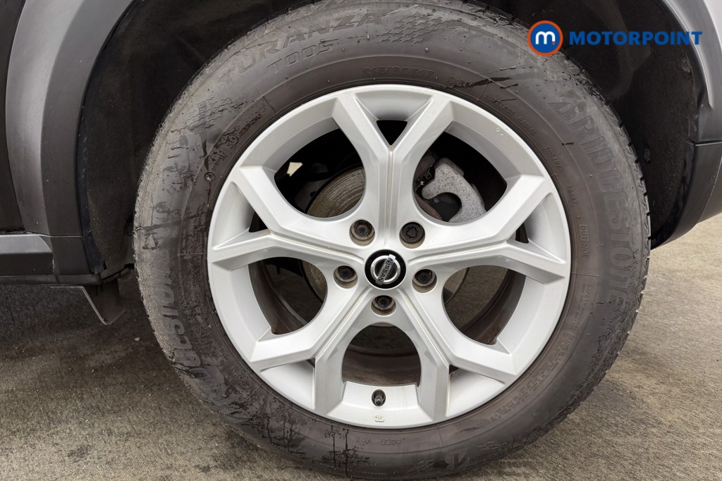 Nissan Juke N-Connecta Manual Petrol SUV - Stock Number (1613930) - 33rd supplementary image