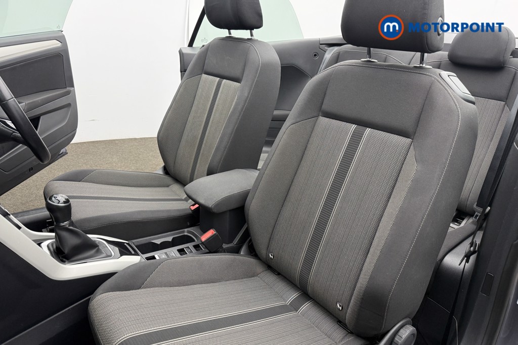 Volkswagen T-Roc Design Manual Petrol Convertible - Stock Number (1614827) - 8th supplementary image