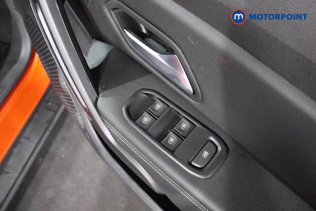 Dacia Duster Prestige Manual Diesel SUV - Stock Number (1614853) - 14th supplementary image