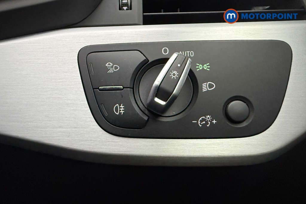 Audi A4 S Line Automatic Petrol Estate - Stock Number (1614914) - 17th supplementary image