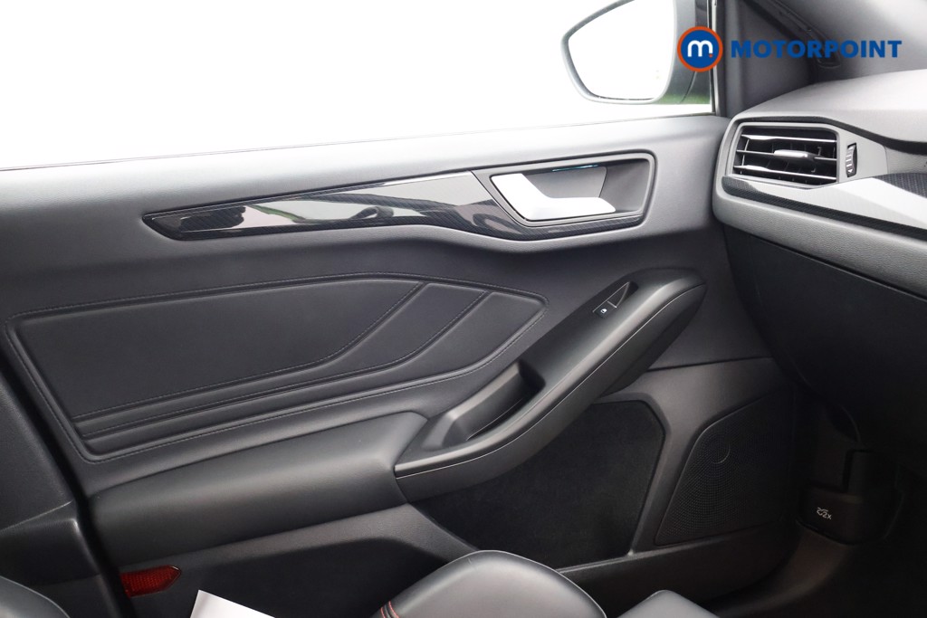 Ford Focus ST Manual Petrol Hatchback - Stock Number (1615959) - 13th supplementary image
